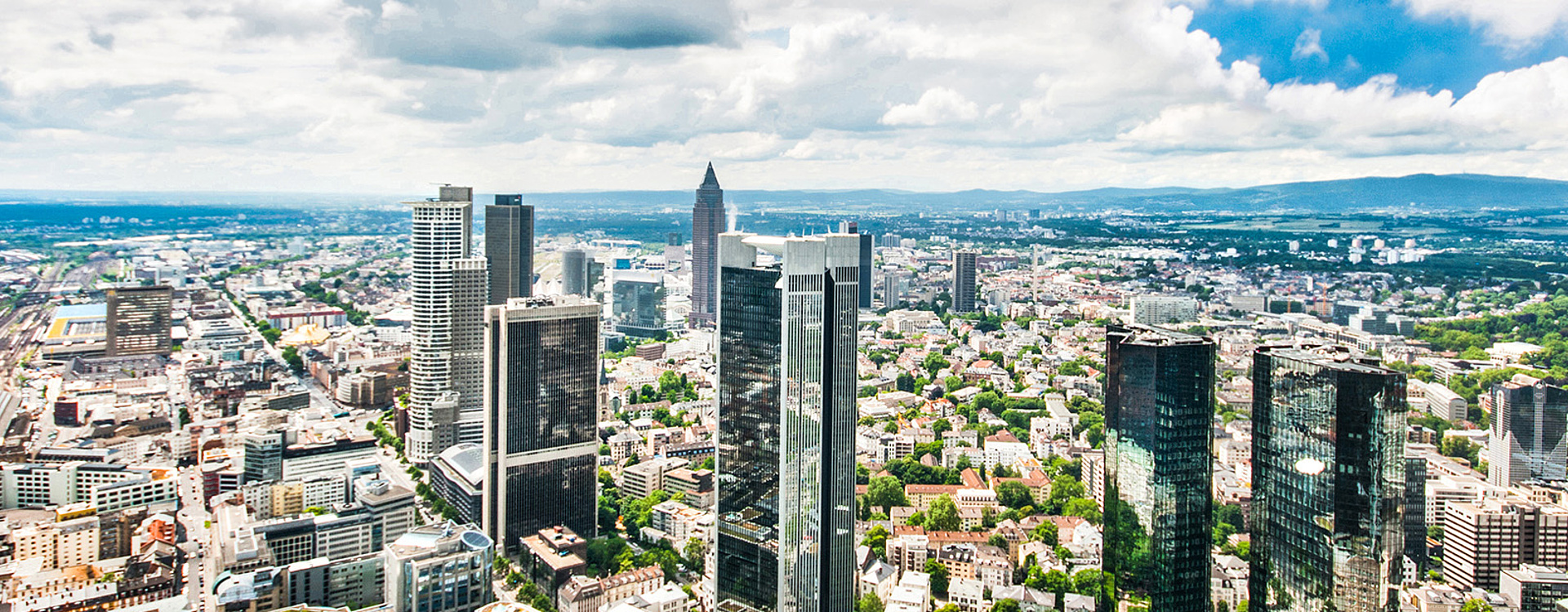 Vernetzung Frankfurt Skyline